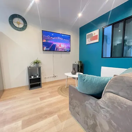 Le Balcon De Yourhosthelper Apartment